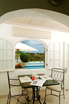 Breakfast area - Villa Horizon (Holetown)