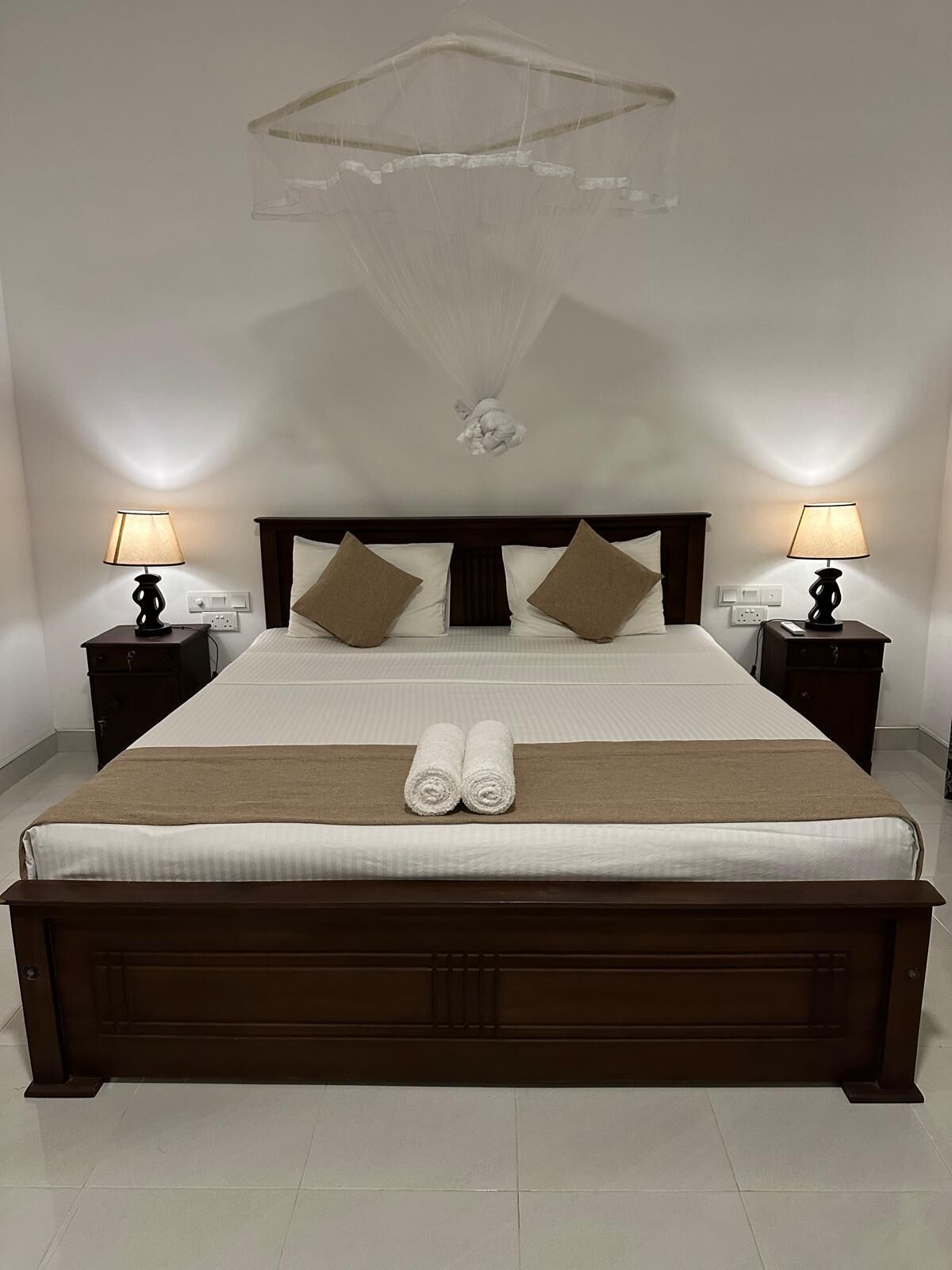 Quarto luxo, 1 cama de casal, para não fumantes | Frigobar, cofres nos quartos, quartos à prova de som