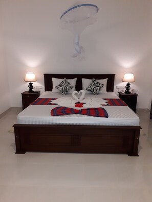 Deluxe Room, 1 Double Bed, Non Smoking | Air conditioning - Sigiri Hibiscus Villa (Sigiriya)