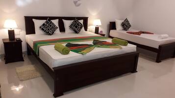 Family Room, Multiple Beds, Non Smoking | Air conditioning