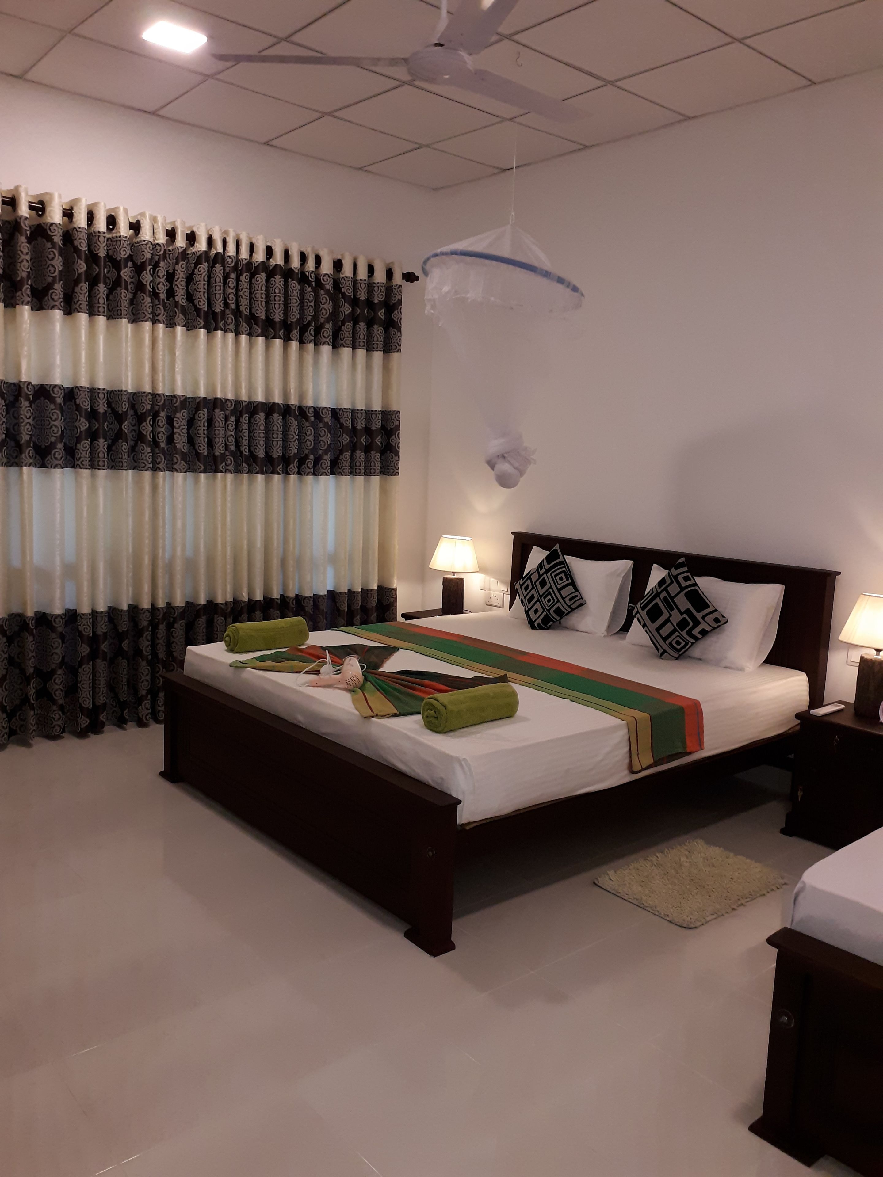 Familierom, flere senger, ikke-røyk | Hageutsikt