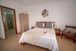 Coffres-forts dans les chambres, rideaux occultants