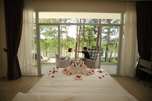Premium Suite, Lake View | Premium bedding, pillow-top beds, minibar, in-room safe - CEREJA Hotel & Resort Da Lat (Da Lat)