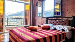 基本客房, 山景 | 獨特設計、遮光窗簾/窗簾、熨斗/熨衫板、免費嬰兒床