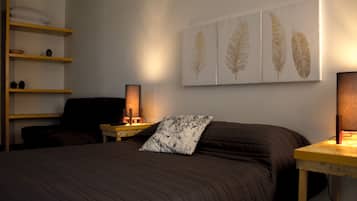 Habitación triple Gallery | 4 habitaciones, wifi gratis y ropa de cama