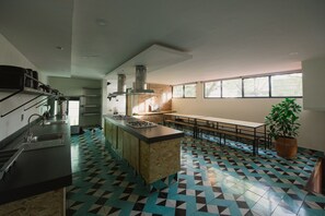 Property grounds - Hostal Hidalgo - Hostel (Guadalajara)