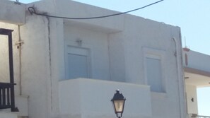 Exterior detail - Cosy appartments by the sea (Makry Gialos)