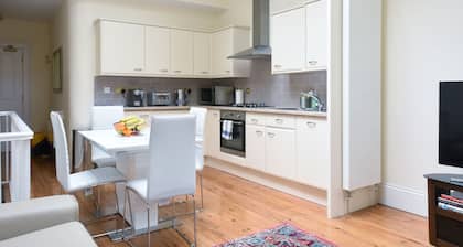 Duplex, stylish apartment in Leamington Spa