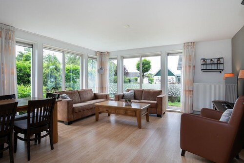 Holiday house in Drenthe with lots of luxury o.a. Outdoor sauna, lounge set, bbq