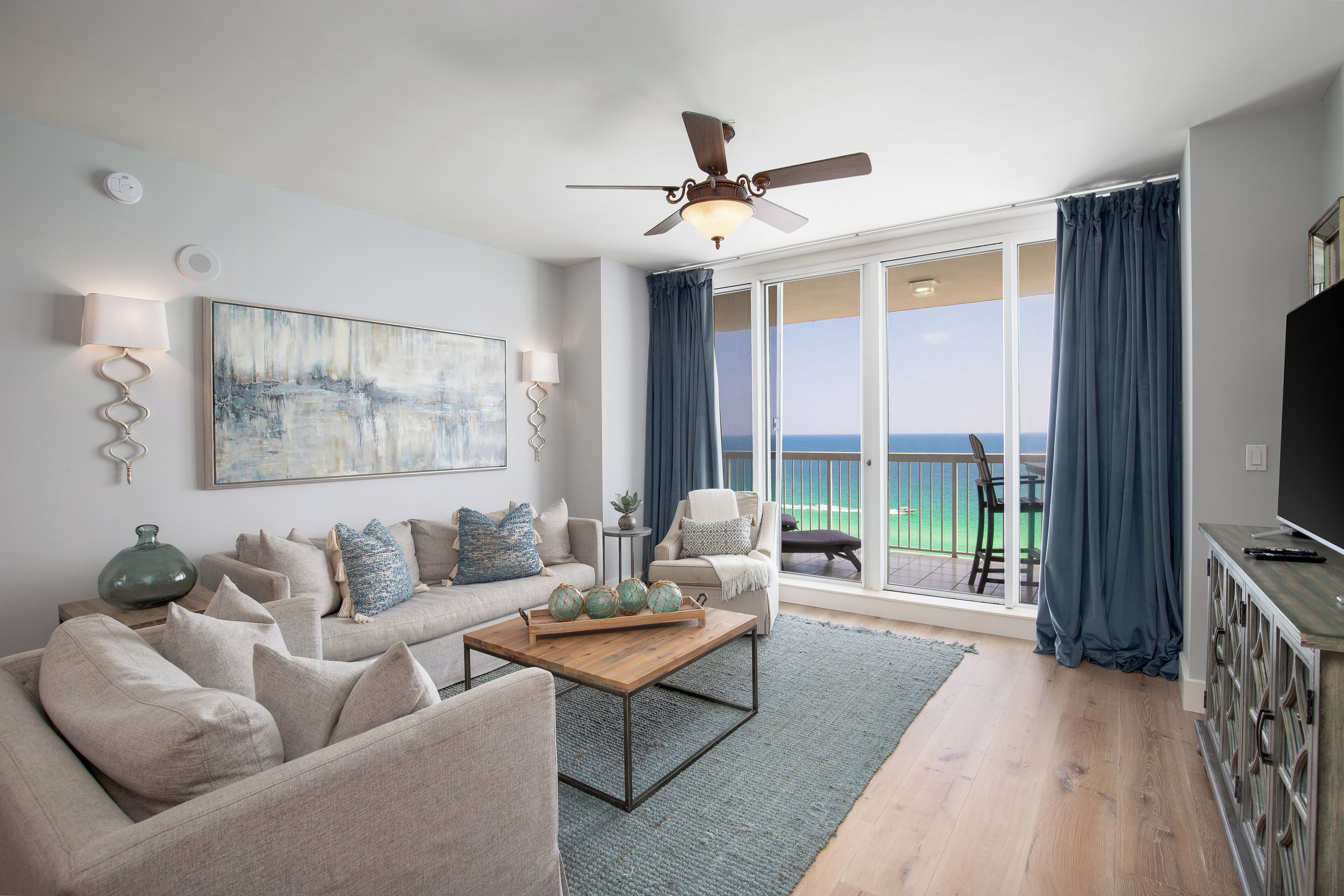 Serenity Blue Destin Gulf Front Condo with Private Beach and Pool