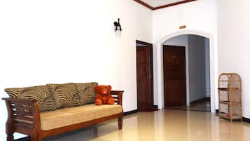 Vila Deluks, 3 kamar tidur | Ruang keluarga | TV LCD