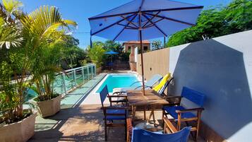 2 outdoor pools, open 9:00 AM to 9:00 PM, pool loungers