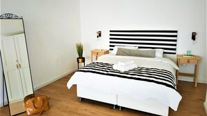 Design Loft, 1 Bedroom, Lake View (with loft) | 2 bedrooms, laptop workspace, WiFi (free), bed sheets - Nino Stylish Loft (Tiberias)