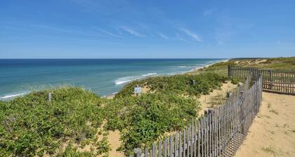 Classic Cape Great Location! Dog Welcome!