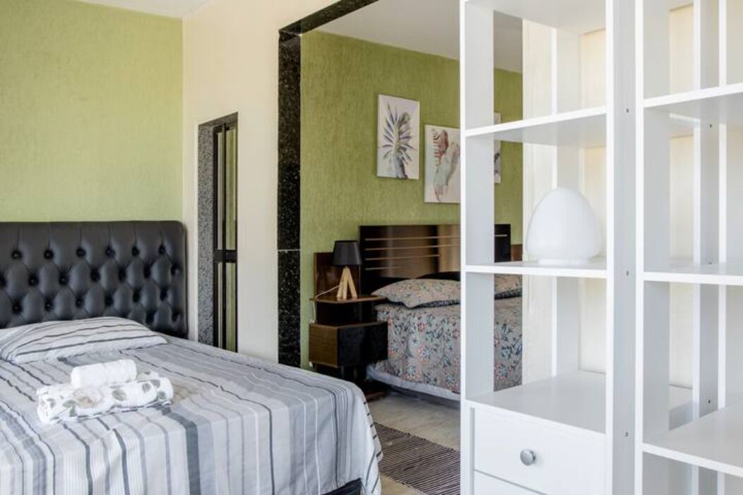 4 soverom, strykejern/-brett, wi-fi (inkludert) og sengetøy