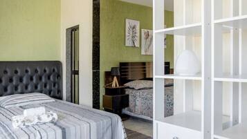 4 soverom, strykejern/-brett, wi-fi (inkludert) og sengetøy