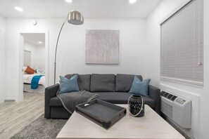 智能电视、Netflix、Hulu、流媒体服务