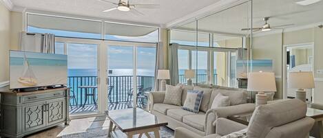 Smart TV, DVD player