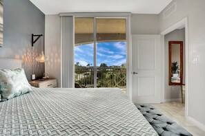1 chambre, fer et planche à repasser, Wi-Fi, literie fournie