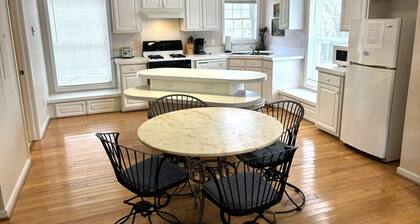 Majestic Sandcastle! Oceanfront-Pet Friendly! 4 King BRs -1 queen sleeping area