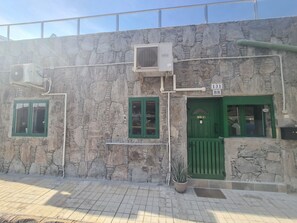 Exterior - Comfortable luxury Finca in Puerto Rico with pools. Close to beach, great value (Puerto Rico)