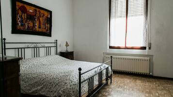 3 Schlafzimmer, Bügeleisen/Bügelbrett, WLAN, Bettwäsche