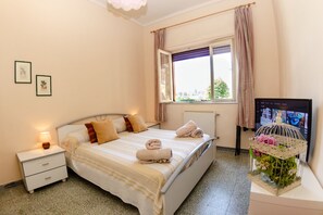 3 Schlafzimmer, Bügeleisen/Bügelbrett, Reisekinderbett, kostenloses WLAN