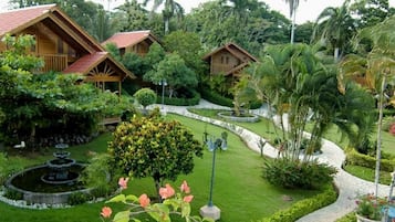 Premium Cabin, Garden View | Terrace/patio