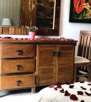 Executive Room | 1 bedroom, hypo-allergenic bedding, down duvets, desk - Rancho Turístico Doña Callita (Hato Mayor del Rey)