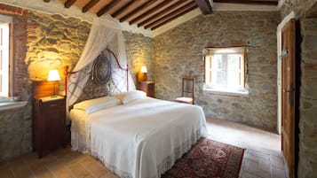 3 Schlafzimmer, BĂŒgeleisen/BĂŒgelbrett, kostenloses WLAN, BettwĂ€sche