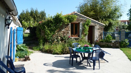 LA COURTOISE (Ihanteellinen paikka levätä ja tutustua Etelä-Bretagnen ja Pays de Retzin vierailuun)