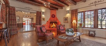 Blue Sky Bed & Breakfast at the historic San Geronimo Lodge is 18 bdr property