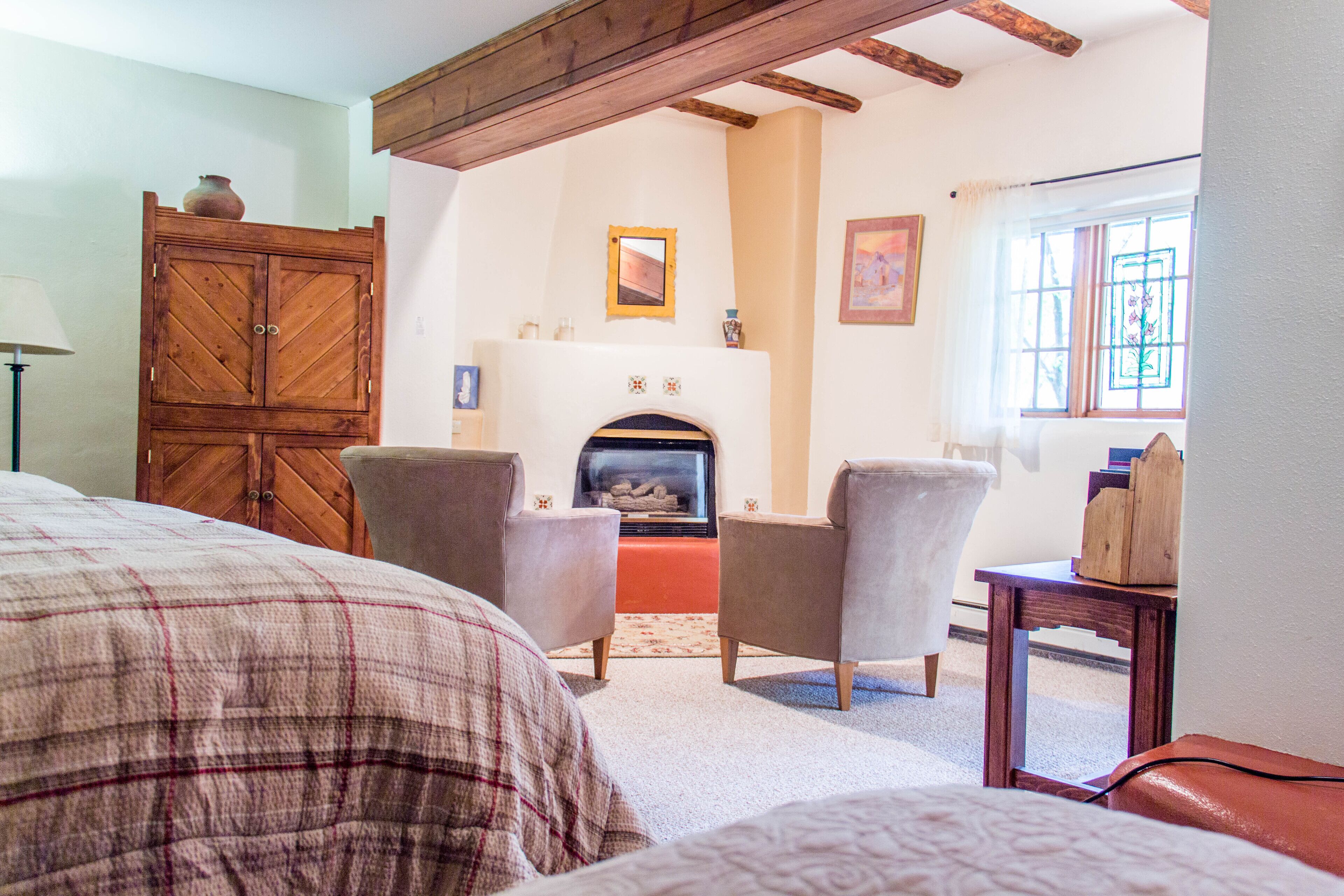 18 chambres, fer et planche à repasser, accès Internet, draps fournis