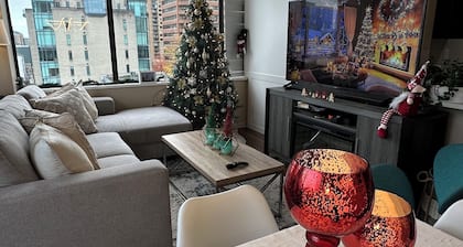 Perfect 2 Bedroom In the heart of Vancouver25-155966