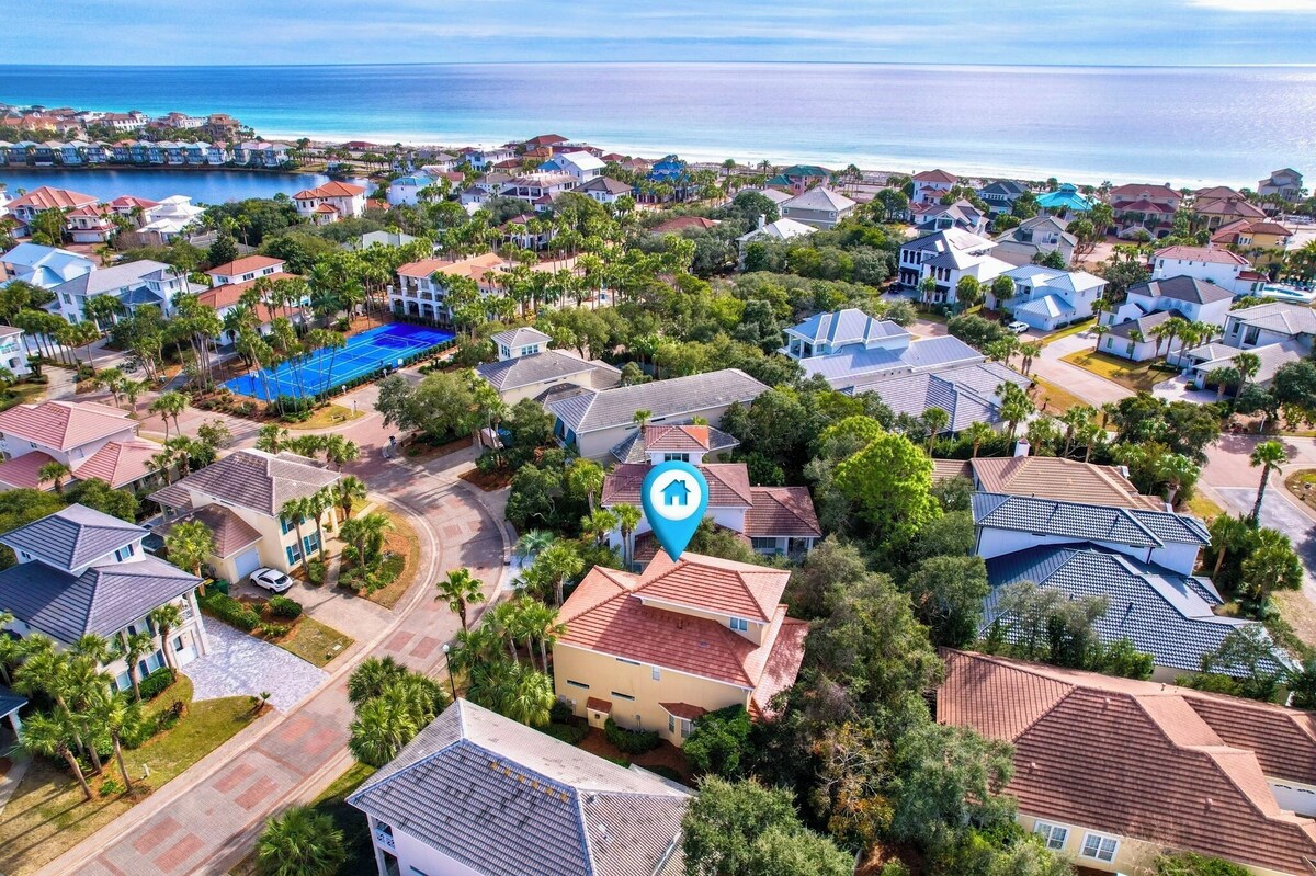 Photo 2 of PET FRIENDLY 4BR w/golf cart STEPS FROM BEACH