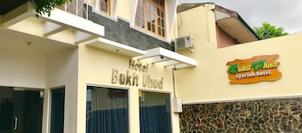 Hotel Bukit Uhud Yogyakarta