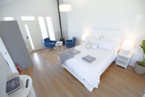 豪華開放式客房, 1 張加大雙人床 | 客廳 | 智能電視