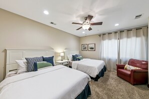 3 habitaciones, tabla de planchar con plancha y wifi gratis
