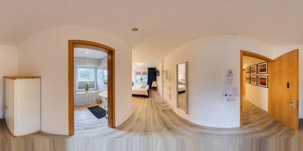 Twin kamer, privébadkamer (incl. Netflix and Nespresso) | Gratis wifi, beddengoed