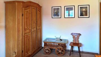 Apartment, 2Â Schlafzimmer, eigenes Bad (incl. Netflix and Nespresso) | Wohnbereich