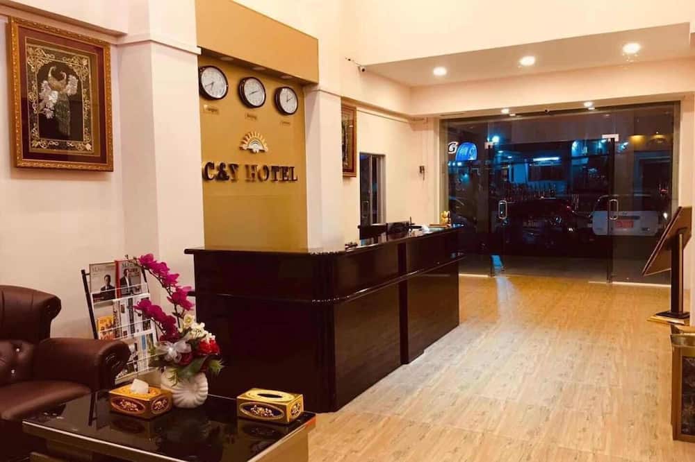 C & Y Hotel