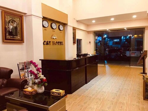 C & Y Hotel