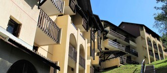 Mountain Studio Near Shops and Ski Lifts - Sleeps 4