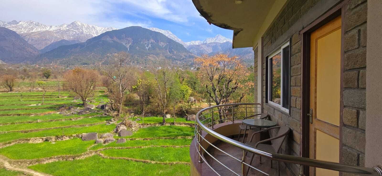 Habitación Royal doble, 1 cama de matrimonio grande, vistas a la montaña | Vistas del balcón