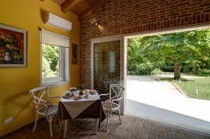 Petit déjeuner buffet compris tous les jours