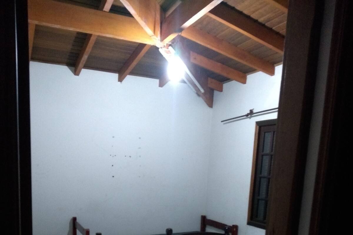 Triple Room, Non Smoking | Iron/ironing board, free WiFi, bed sheets