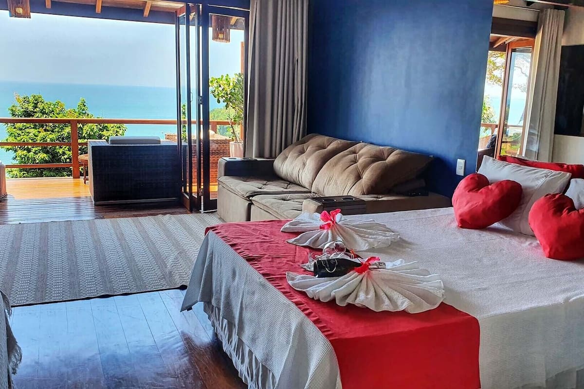 Grand Apartment | 1 bedroom, minibar, individually decorated, individually furnished