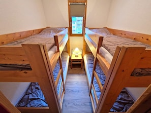 1 bedroom, free WiFi
