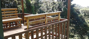 Naturalist's Cloud Forest Retreat