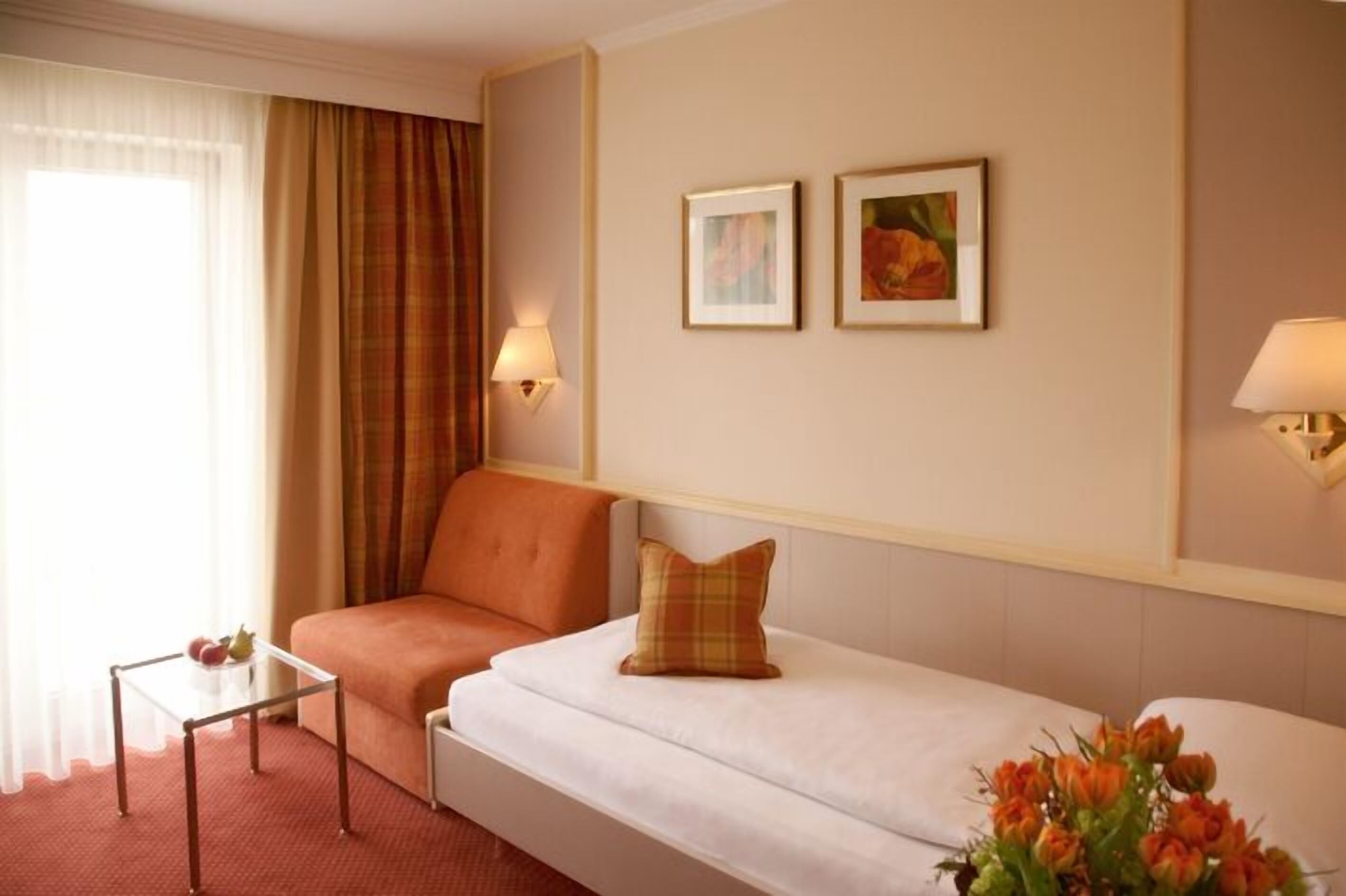 In-room safe, desk, blackout curtains, free WiFi